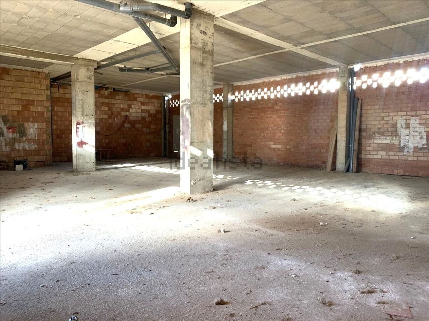 Imagen 05 de Local en venta en Calle de La diligencia, Montecanal-Valdespartera-Rosales del Canal, Zaragoza