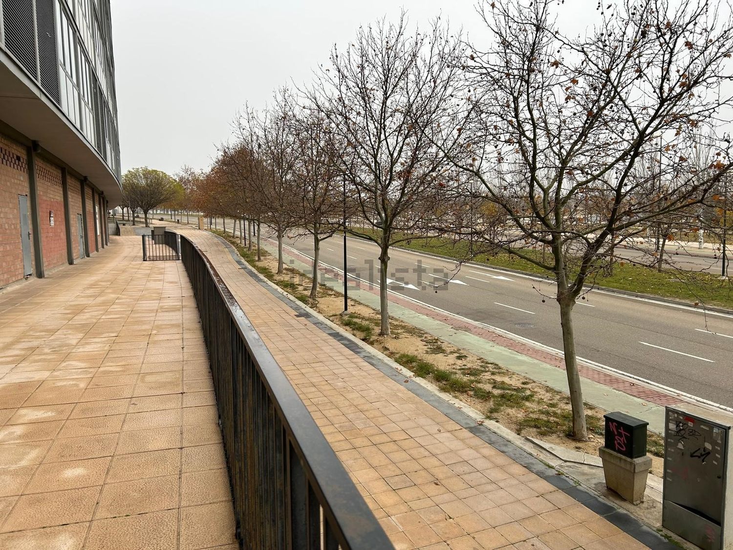 Imagen 05 de Local en venta en Avenida de Casablanca, Montecanal-Valdespartera-Rosales del Canal, Zaragoza