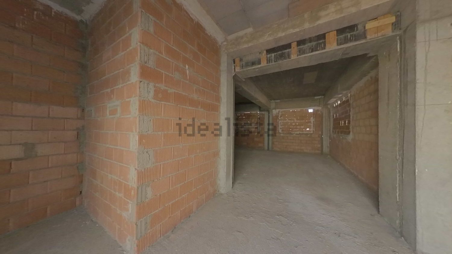 Imagen 10 de Local en venta en Avenida de Casablanca, Montecanal-Valdespartera-Rosales del Canal, Zaragoza