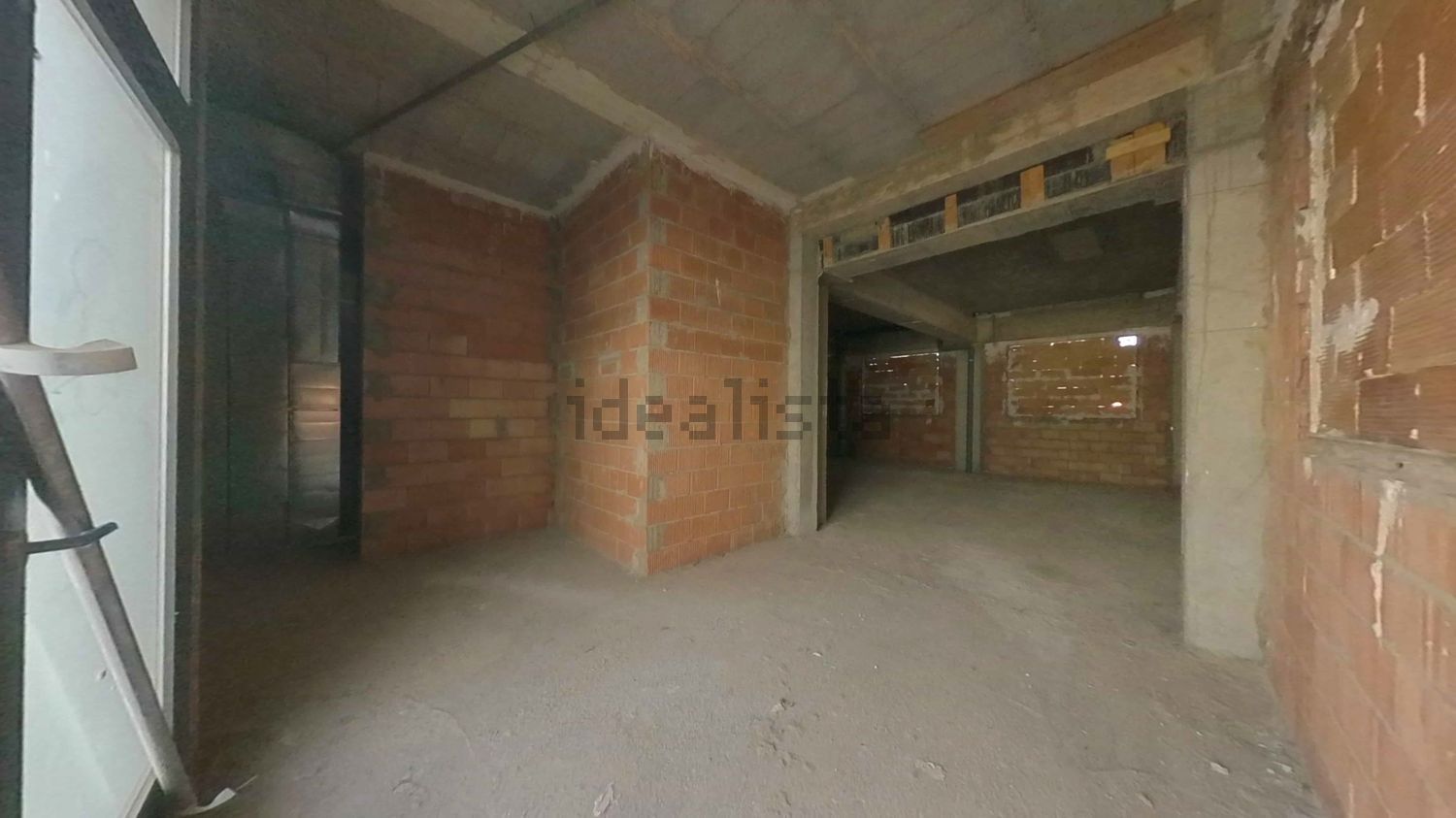 Imagen 11 de Local en venta en Avenida de Casablanca, Montecanal-Valdespartera-Rosales del Canal, Zaragoza