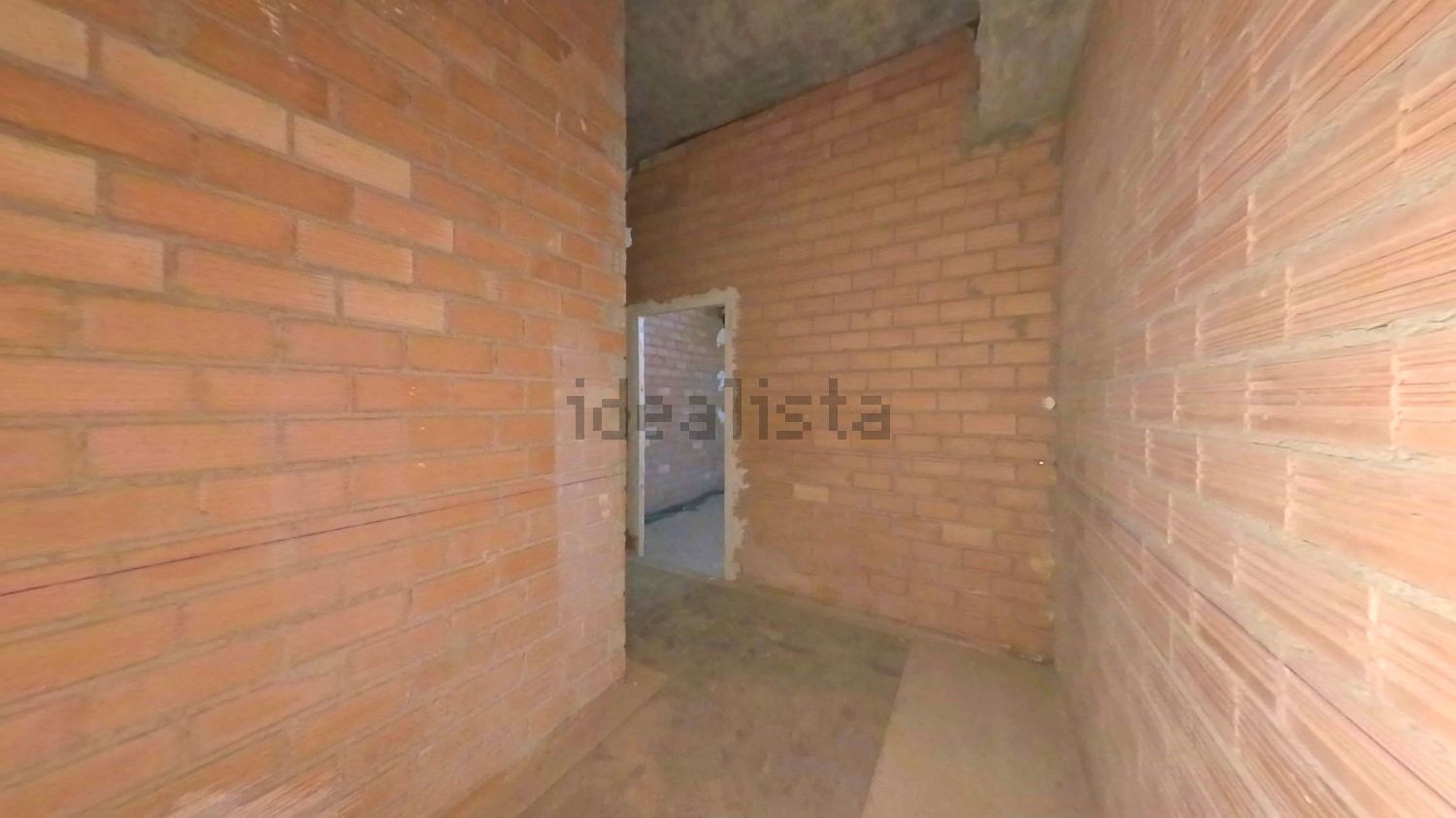 Imagen 12 de Local en venta en Avenida de Casablanca, Montecanal-Valdespartera-Rosales del Canal, Zaragoza