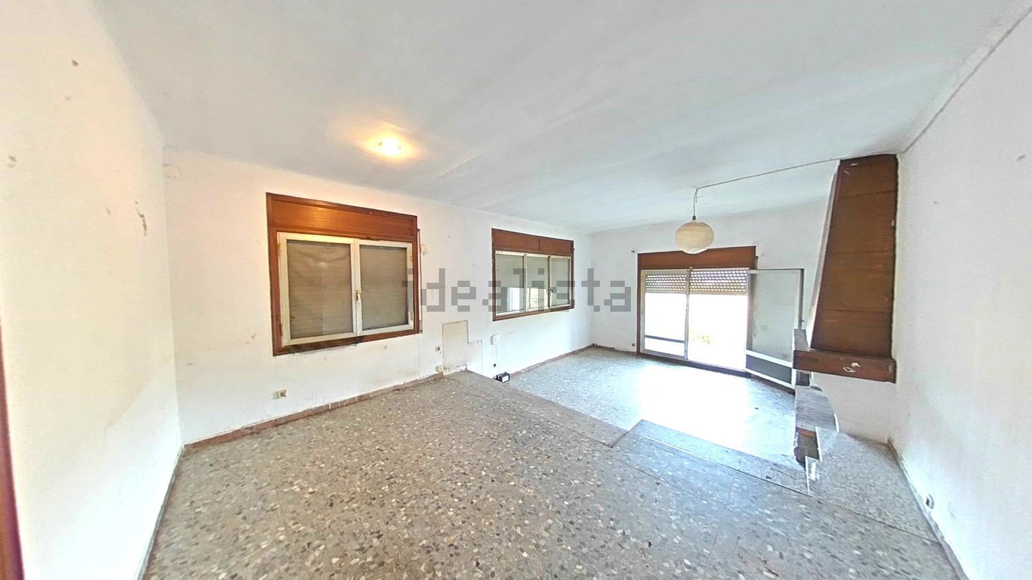 Imagen 05 de Casa o chalet independiente en venta en Calle de Maria Sunyol, Castellví de Rosanes