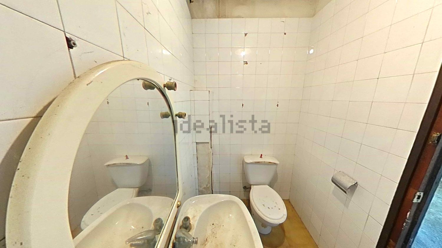 Imagen 34 de Casa o chalet independiente en venta en Calle de Maria Sunyol, Castellví de Rosanes