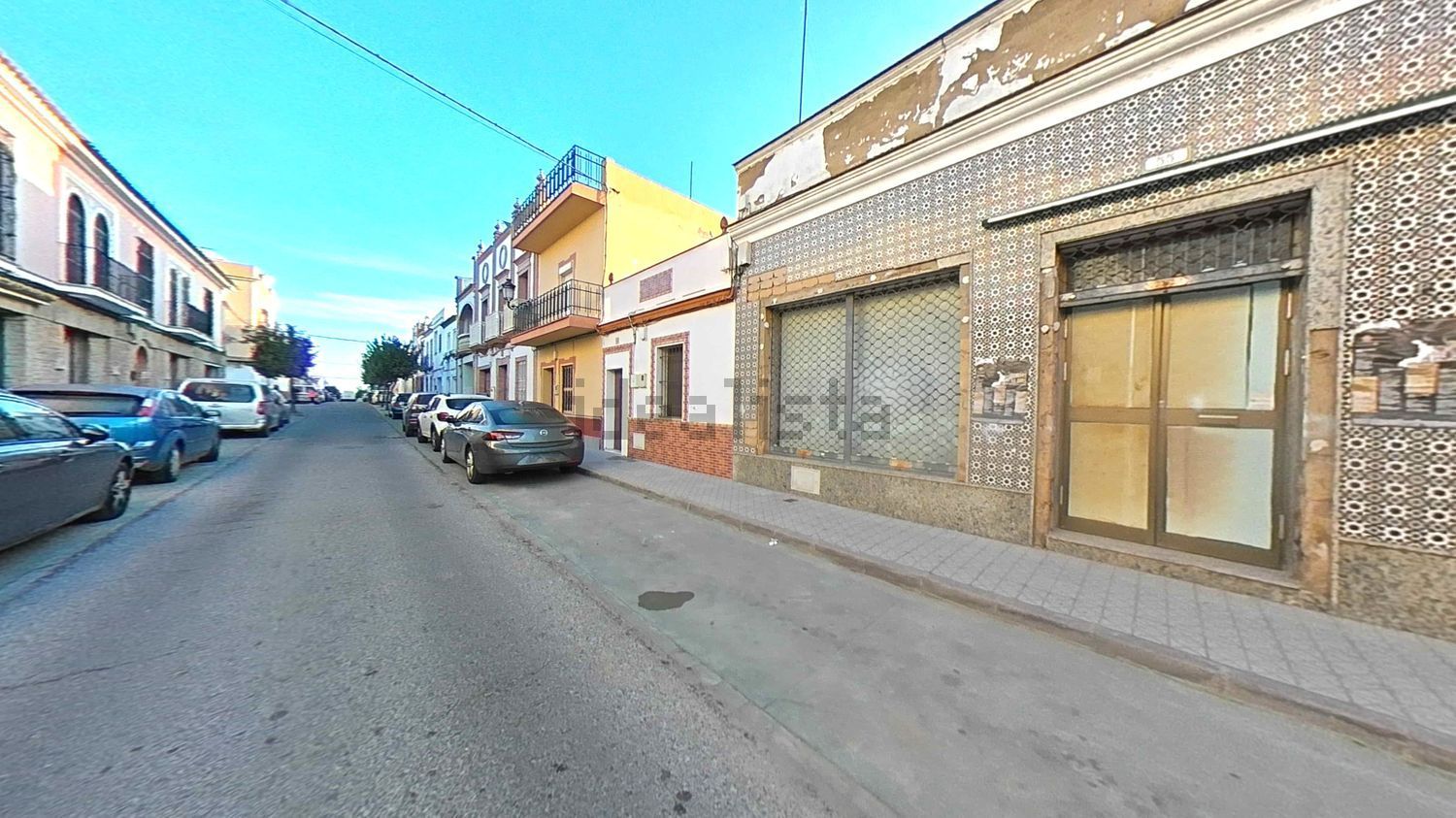 Imagen 02 de Local en venta en Calle Ramón y Cajal, Mairena del Alcor