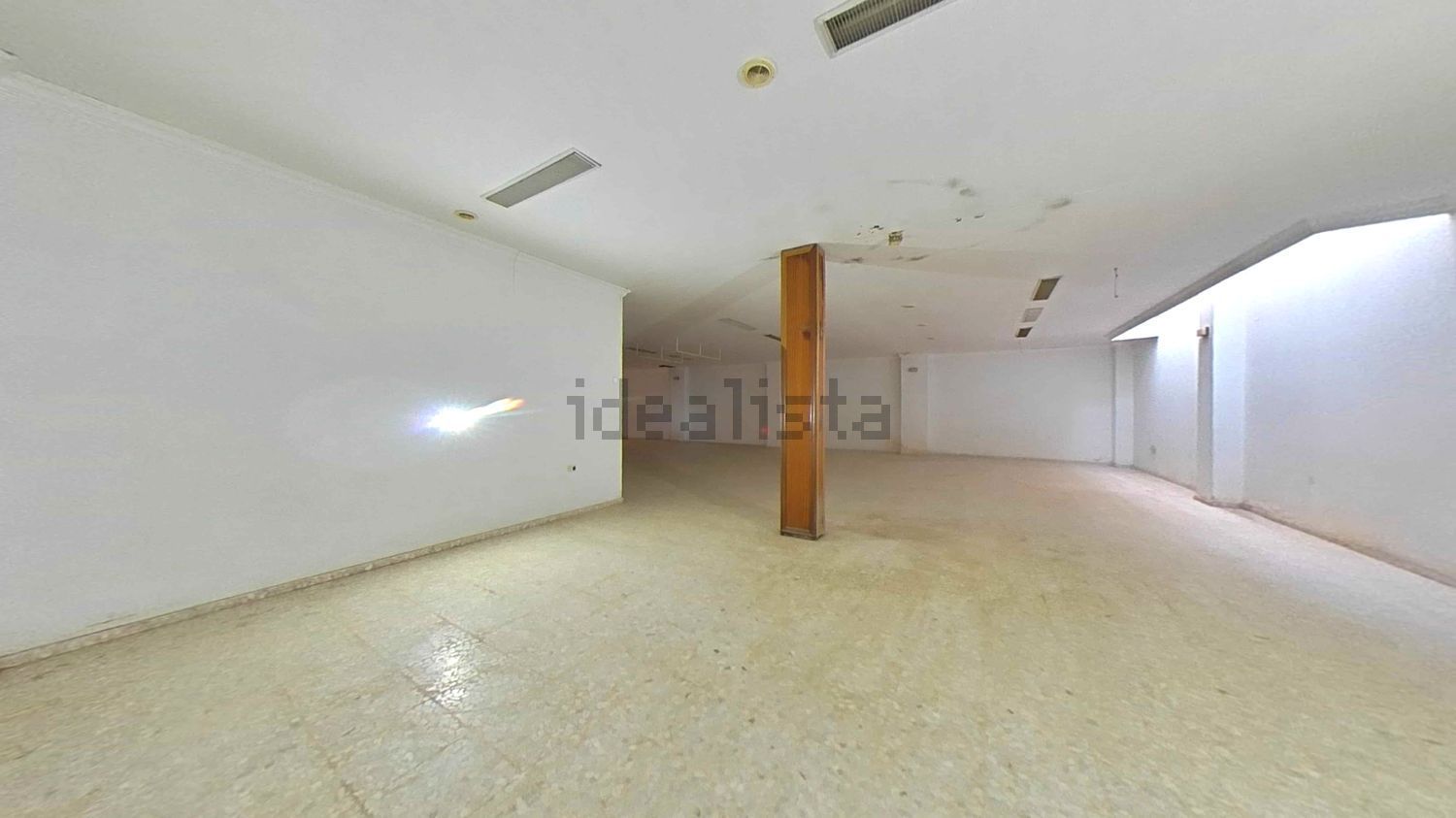 Imagen 16 de Local en venta en Calle Ramón y Cajal, Mairena del Alcor
