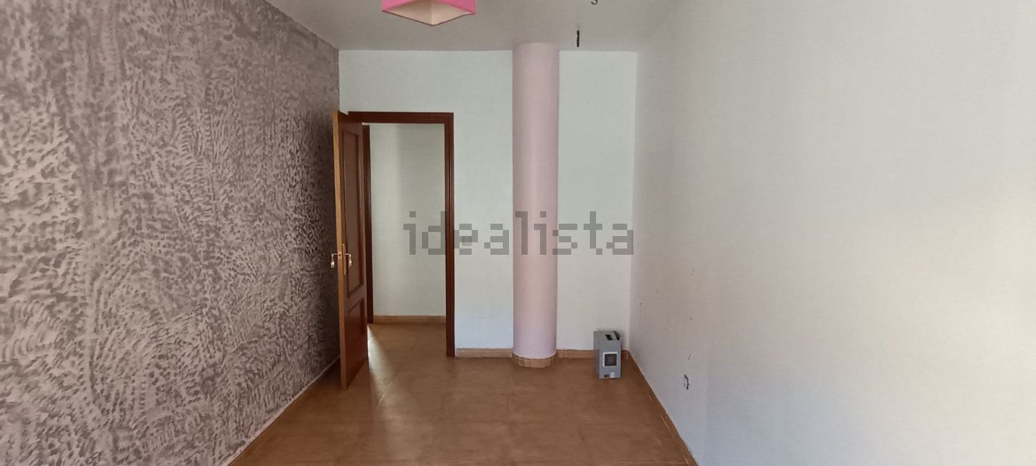 Imagen 13 de Piso en venta en Calle Doctor Severo Ochoa, La Guardia de Jaén