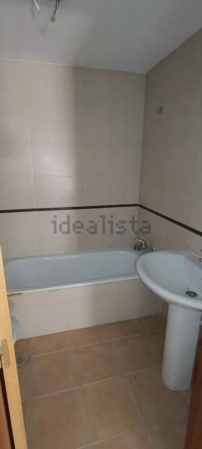 Imagen 18 de Piso en venta en Calle Doctor Severo Ochoa, La Guardia de Jaén